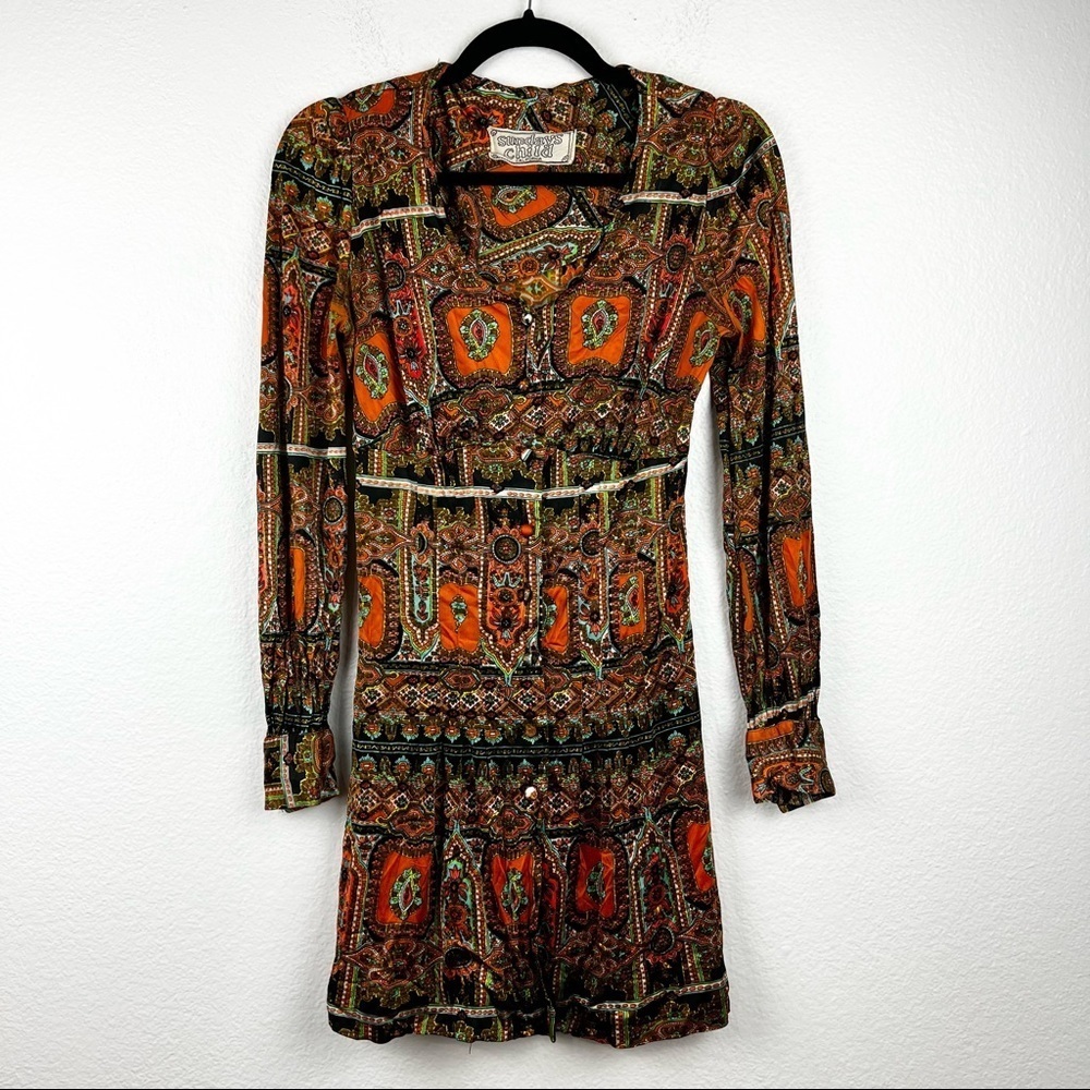 SUNDAY’S CHILD Vintage 60s 70s Brown Orange Paisley Nylon Mini Dolly Dress
